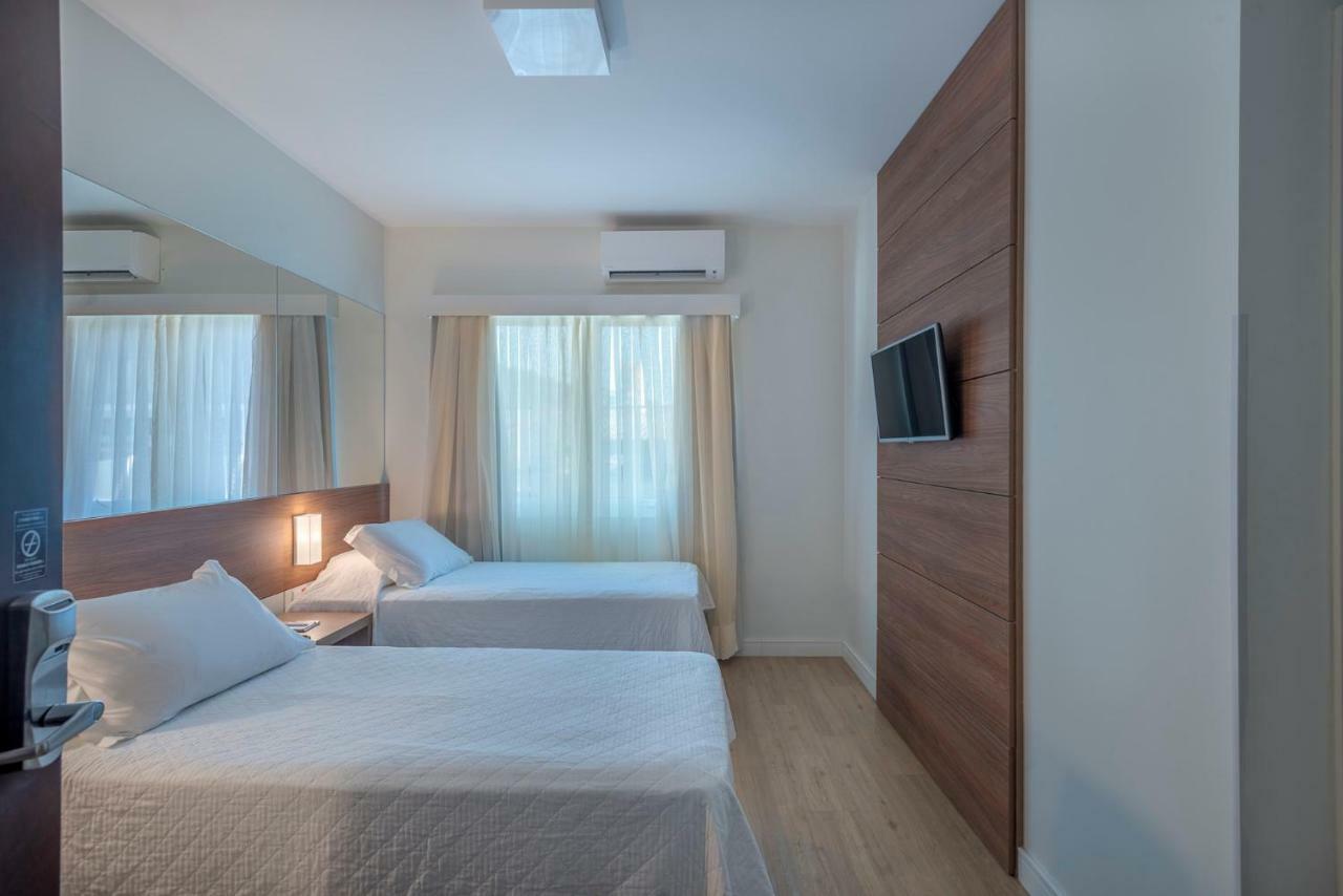 Hotel Gloria บลูเมเนา ภายนอก รูปภาพ